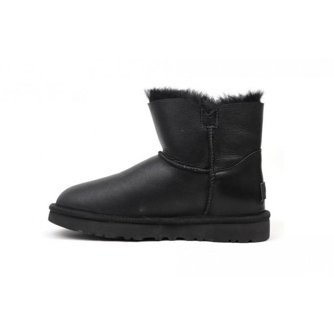 UGG Bailey Zip Mini Black