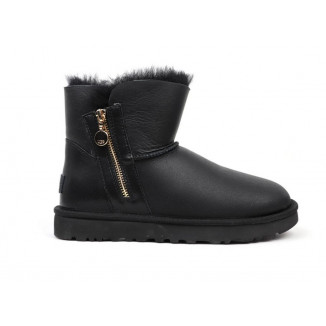 UGG Bailey Zip Mini Black