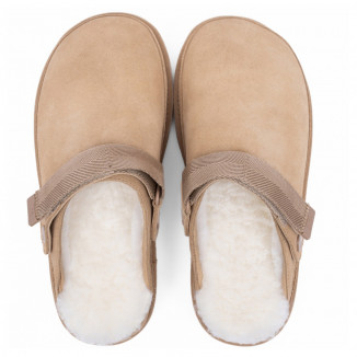 UGG Goldenstar Clog Sand