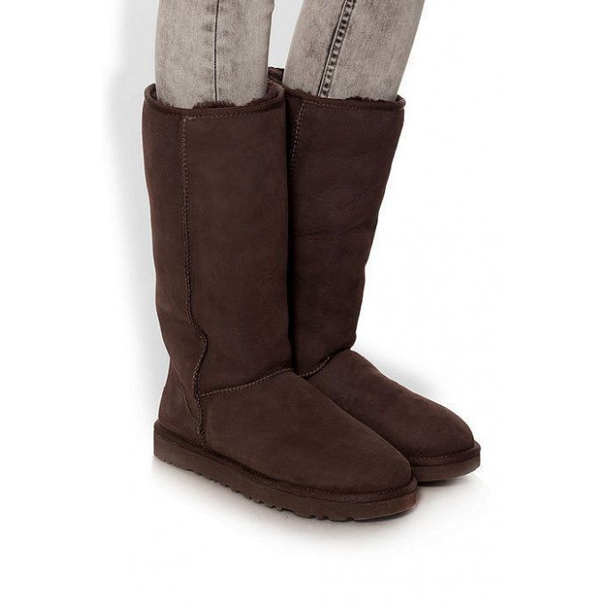 UGG Classic Tall Chocolate