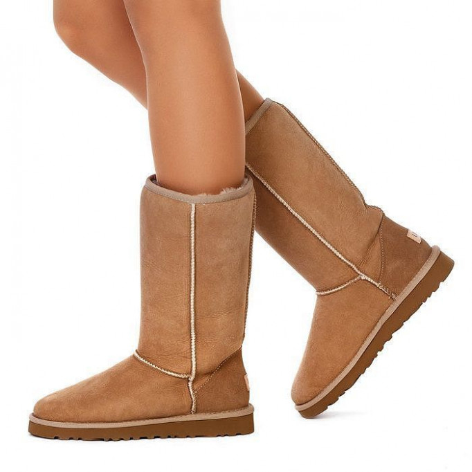 UGG Classic Tall Chestnut