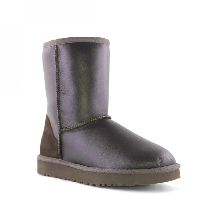 UGG Classic Short Metallic Chocolate