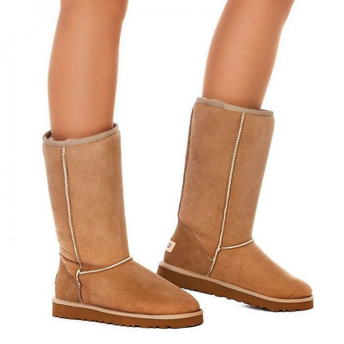 UGG Classic Tall Chestnut