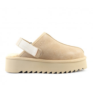 UGG Goldenstar Clog Platform Sand