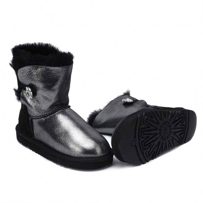 UGG Kids Bailey Button I Do Black