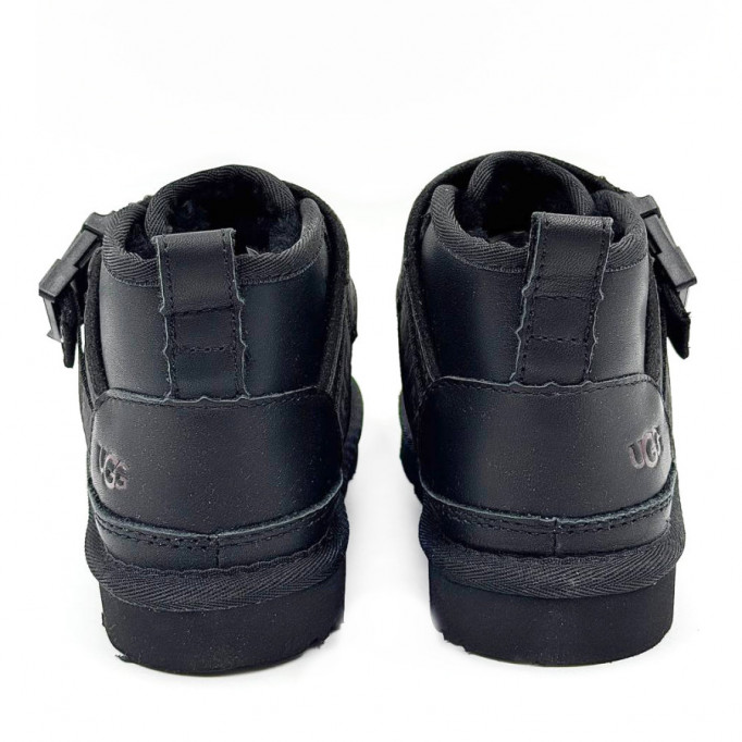 UGG Kids Neumel Snapback Leather Black