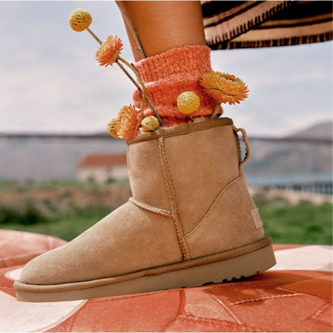 UGG Classic Mini II Chestnut