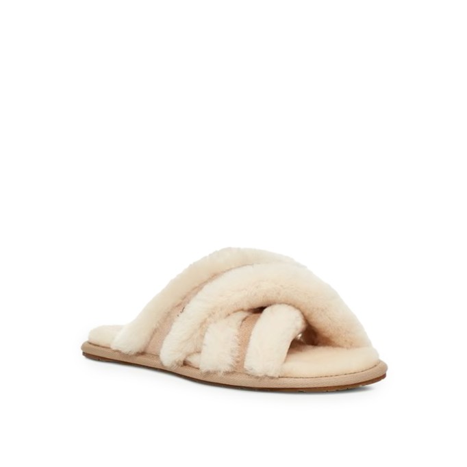 UGG Scuffita Slipper Sand