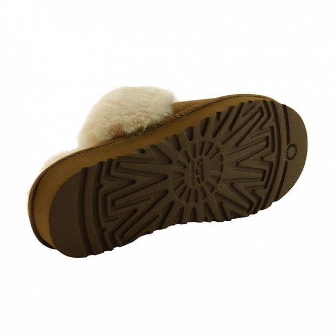 UGG Slippers Scufette Chestnut