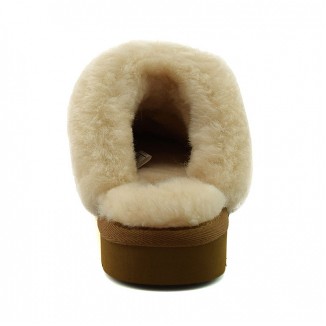 UGG Slippers Scufette Chestnut
