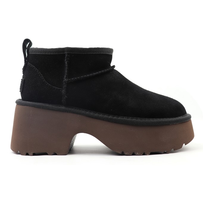 UGG Ultra Mini New Heights Black