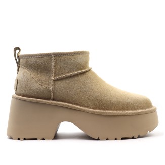 UGG Ultra Mini New Heights Mustard Seed