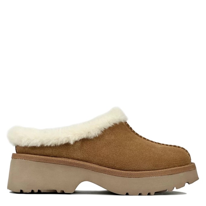 UGG New Heights Cozy Clog Chestnut