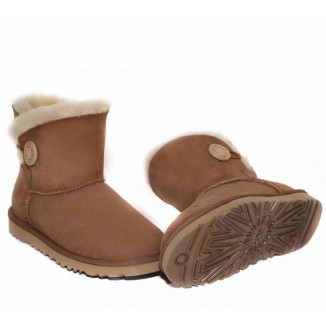 UGG Mini Bailey Button II Chestnut