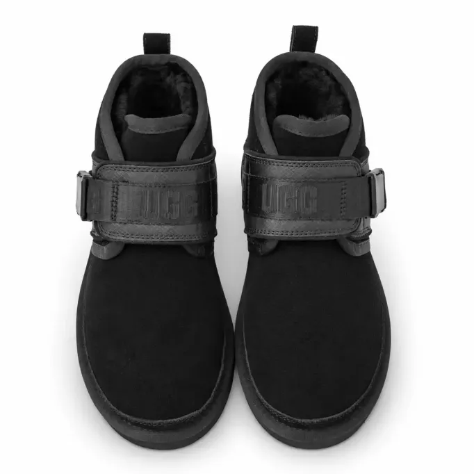 UGG Neumel Snapback Black