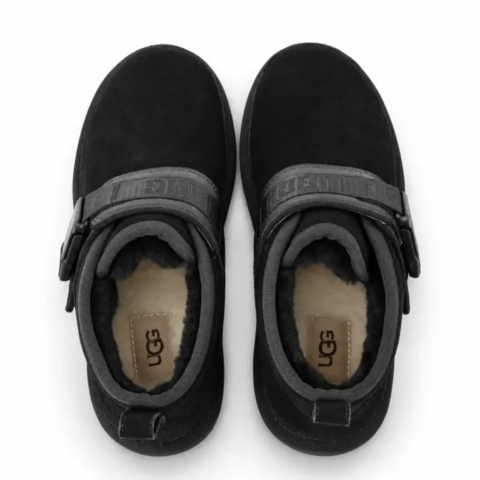 UGG Neumel Snapback Black