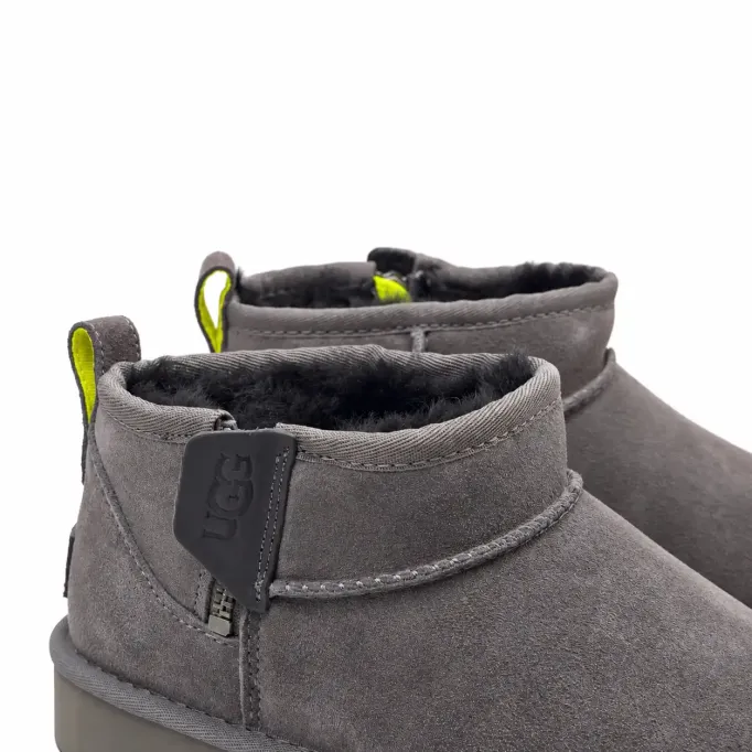 UGG Classic Ultra Mini Zip Boot Grey